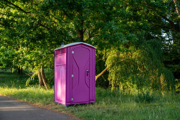 Best Portable toilet rental cost  in Elwood, KS